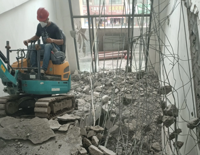 莱山区宾馆拆除电话-该怎样保证宾馆拆除工作的质量和安全性/>
<blockquote class=